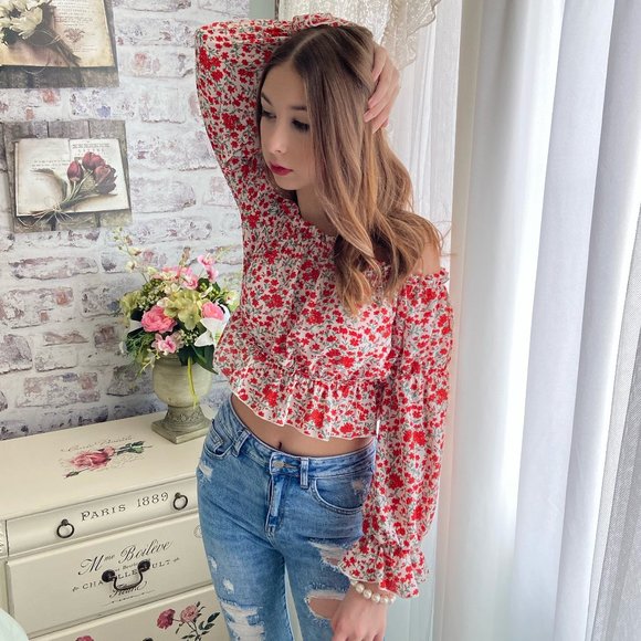 Fashion Nova Floral Off Shoulder Blouse - Picture 2 of 5